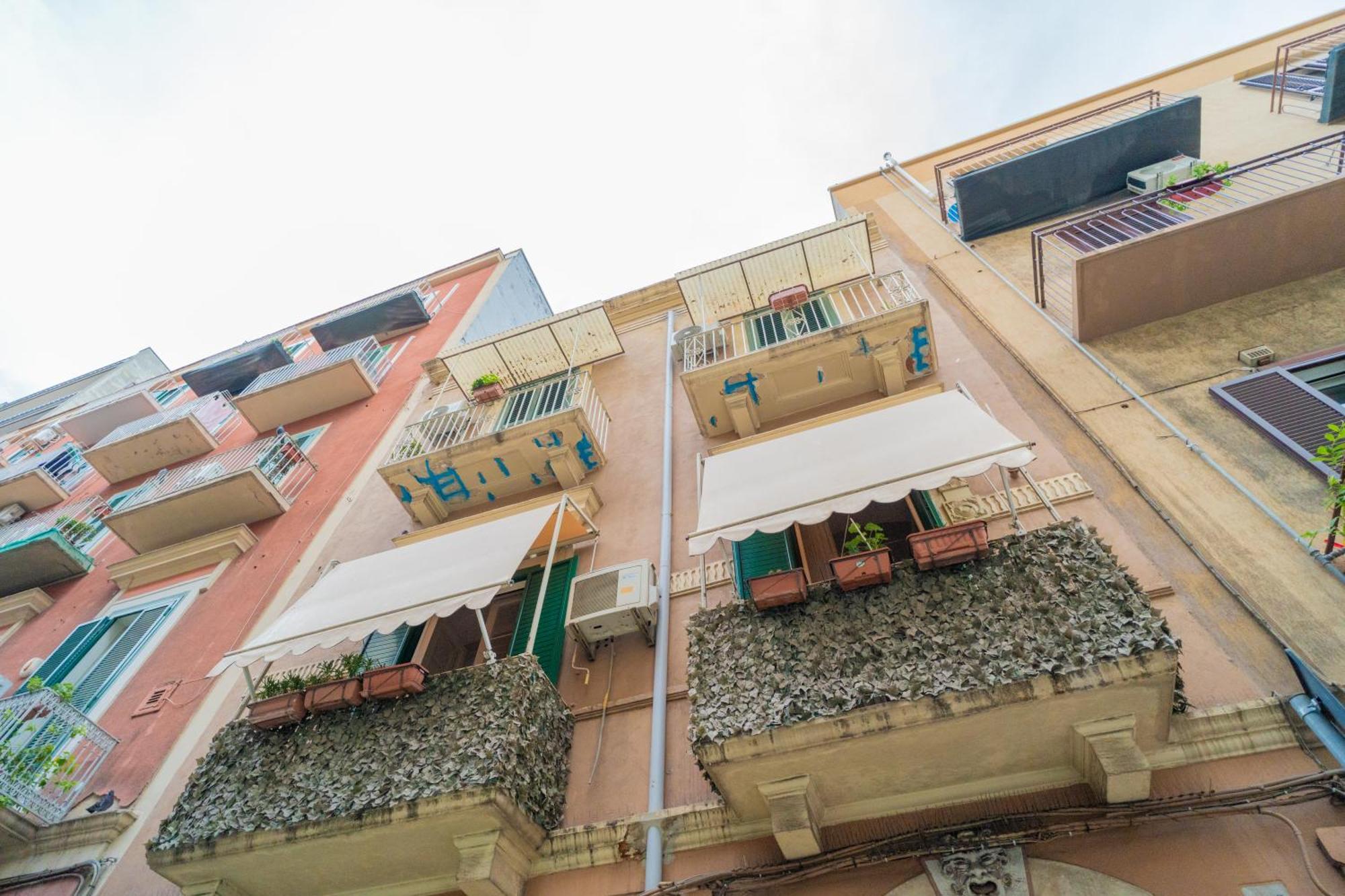 Dimora Dante 310 Apartman Bari Kültér fotó